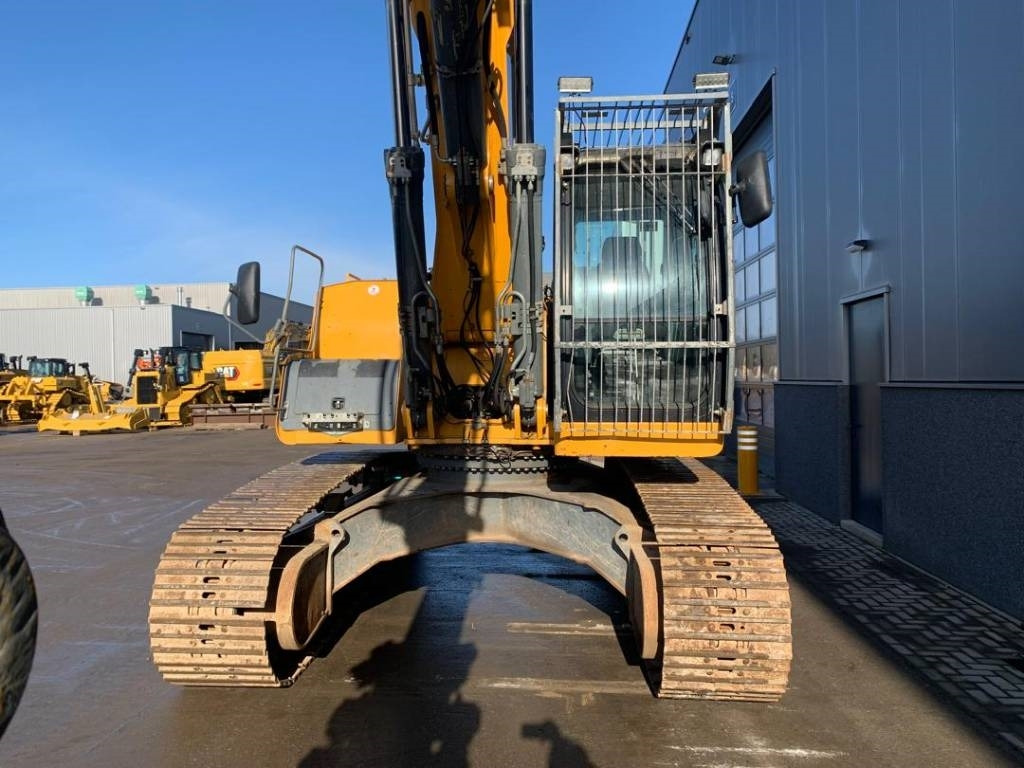 Pelle sur chenille Liebherr R 946 LC: photos 8