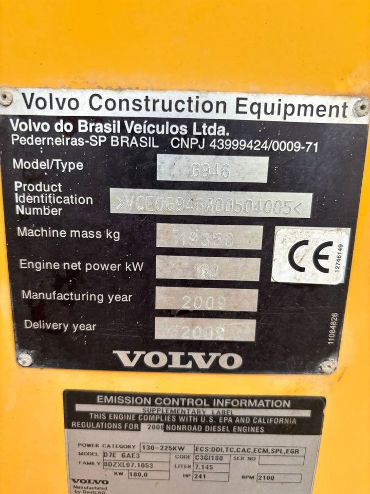 Volvo G 946 AWD (CE / Under Preparation) - Niveleuse: photos 2 Volvo G 946 AWD (CE / Under Preparation) - Niveleuse: photos 2