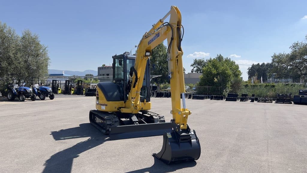 Komatsu PC55MR-5 - Mini pelle: photos 3 Komatsu PC55MR-5 - Mini pelle: photos 3