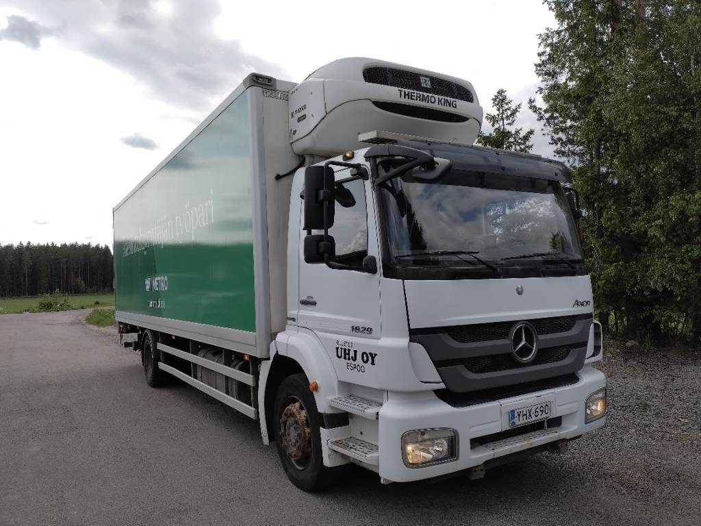 Mercedes-Benz Axor 1829 thermo king kone, 8,35m kori - Camion frigorifique: photos 1 Mercedes-Benz Axor 1829 thermo king kone, 8,35m kori - Camion frigorifique: photos 1