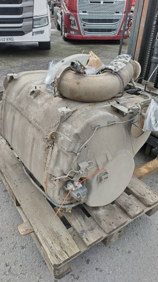 Scania NG580 pystyputki katalysaattori täydellinen pake  - Moteur pour Camion: photos 3 Scania NG580 pystyputki katalysaattori täydellinen pake  - Moteur pour Camion: photos 3