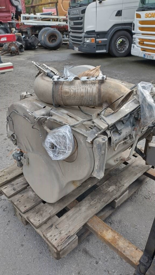 Scania NG580 pystyputki katalysaattori täydellinen pake  - Moteur pour Camion: photos 4 Scania NG580 pystyputki katalysaattori täydellinen pake  - Moteur pour Camion: photos 4