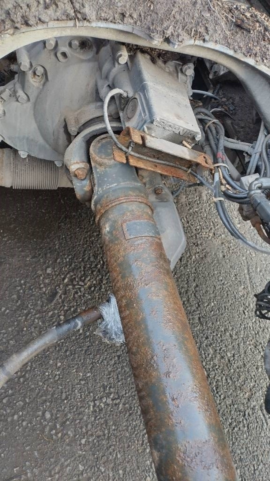 Scania R580 8x2 täysilma alusta,8m runko - Châssis cabine: photos 5 Scania R580 8x2 täysilma alusta,8m runko - Châssis cabine: photos 5