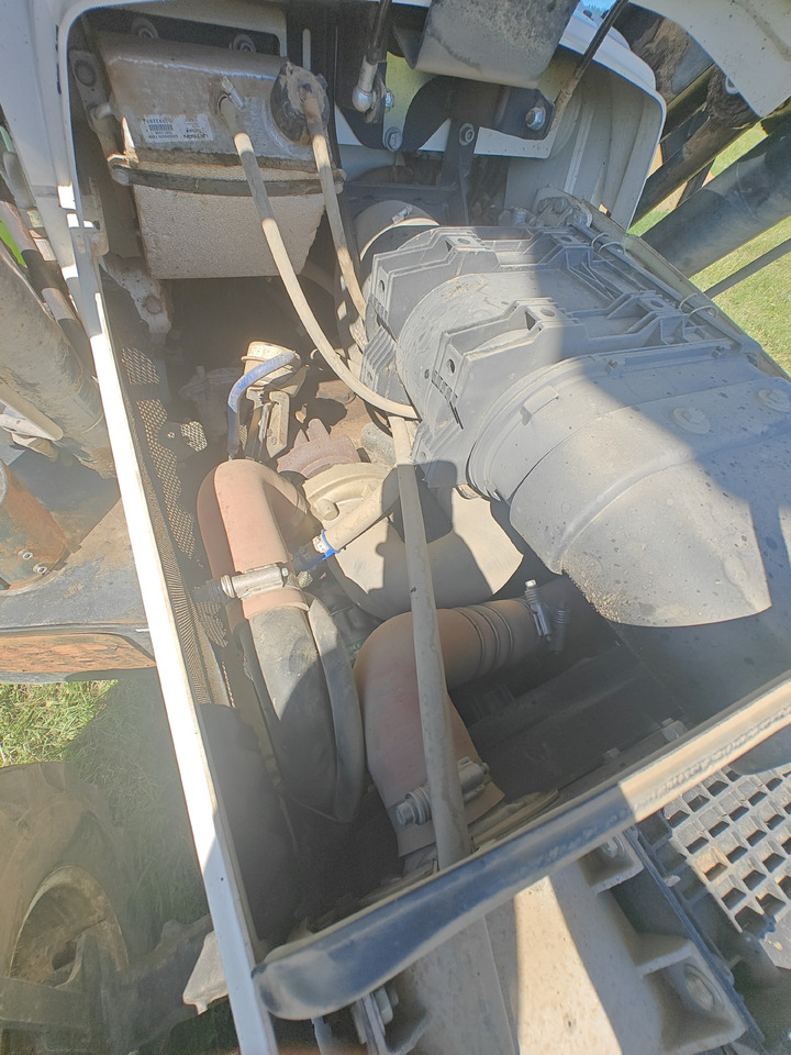Tractopelle HIDROMEK HMK 102 B: photos 12