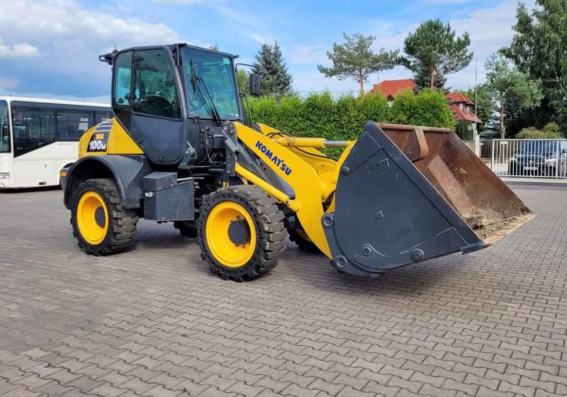 Komatsu WA1 100M / SPROWADZONA Z FRANCJI/ 6 300 MTH - Chargeuse sur pneus: photos 1 Komatsu WA1 100M / SPROWADZONA Z FRANCJI/ 6 300 MTH - Chargeuse sur pneus: photos 1