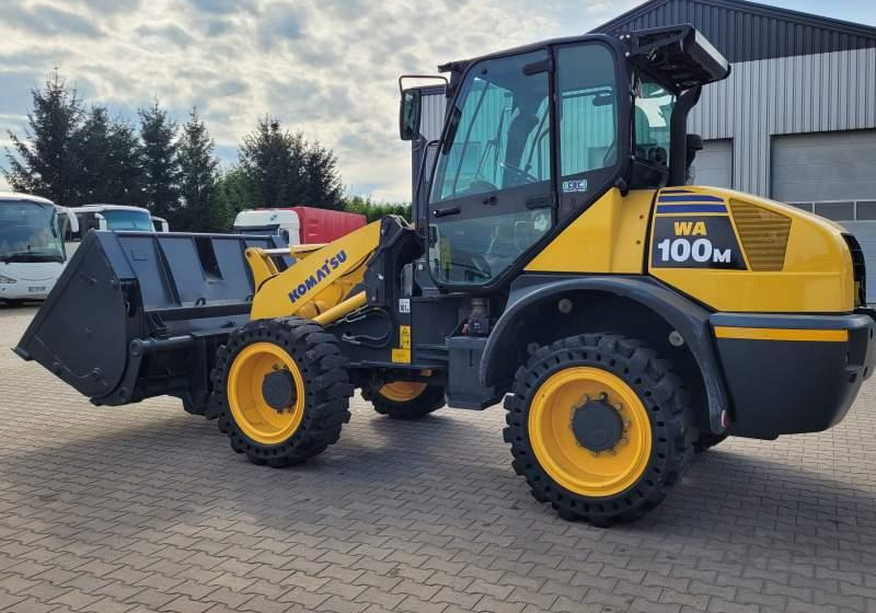 Komatsu WA1 100M / SPROWADZONA Z FRANCJI/ 6 300 MTH - Chargeuse sur pneus: photos 3 Komatsu WA1 100M / SPROWADZONA Z FRANCJI/ 6 300 MTH - Chargeuse sur pneus: photos 3