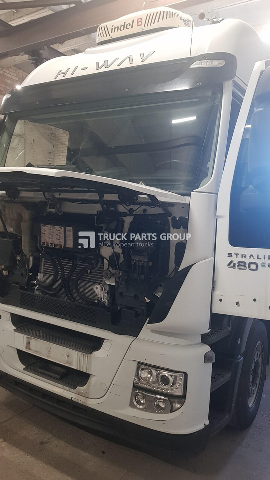 IVECO IVECO STRALIS EURO6 emission cab HY-WAY type 5801758713, 504087022 - Cabine pour Camion: photos 2 IVECO IVECO STRALIS EURO6 emission cab HY-WAY type 5801758713, 504087022 - Cabine pour Camion: photos 2