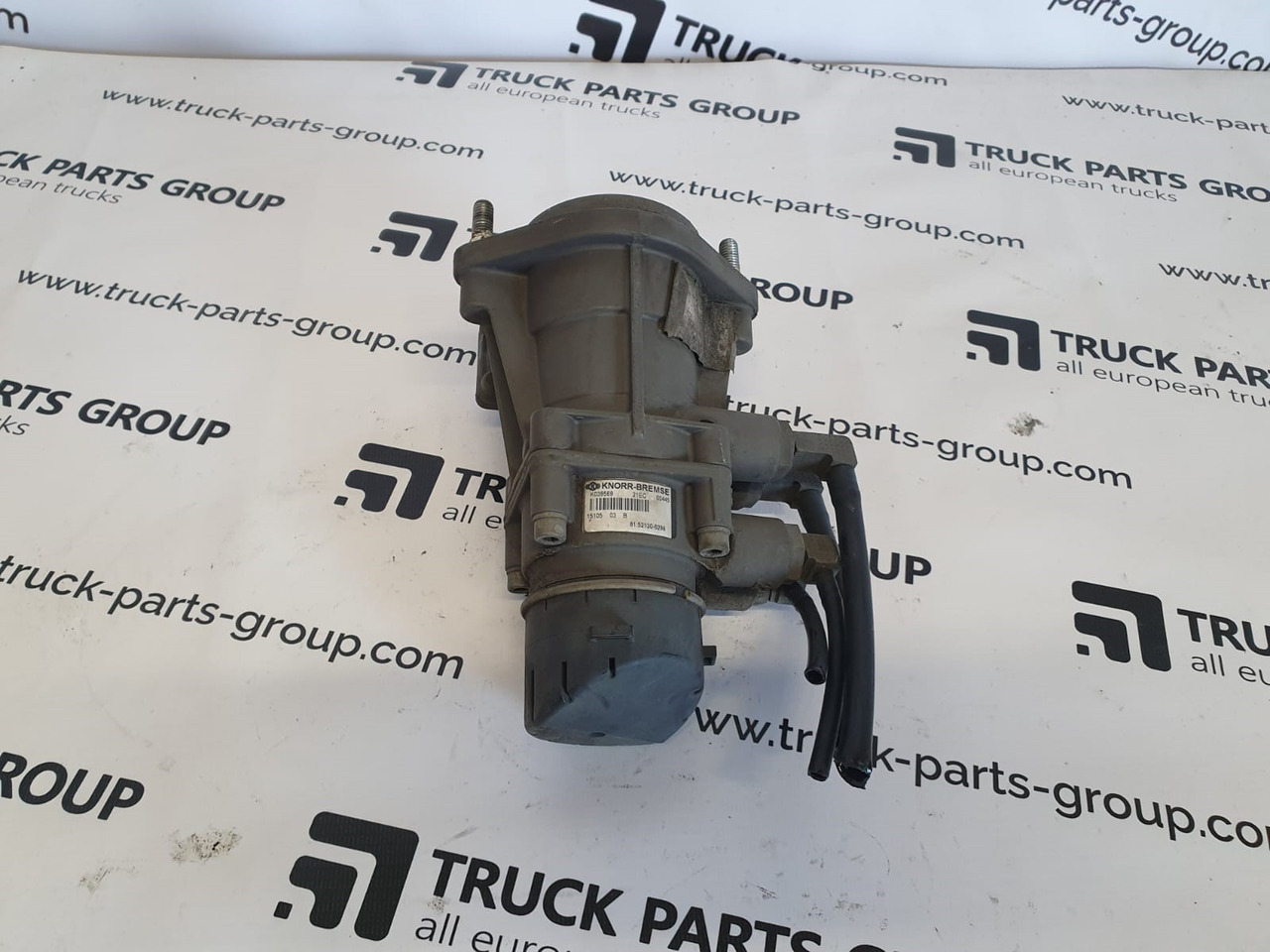 MAN MAN TGX / TGS EURO6 emission brake EBS control valve under pedal K039569, 81521306298, 81521306275, 81521306276 - Pièces de rechange pour Camion: photos 4 MAN MAN TGX / TGS EURO6 emission brake EBS control valve under pedal K039569, 81521306298, 81521306275, 81521306276 - Pièces de rechange pour Camion: photos 4