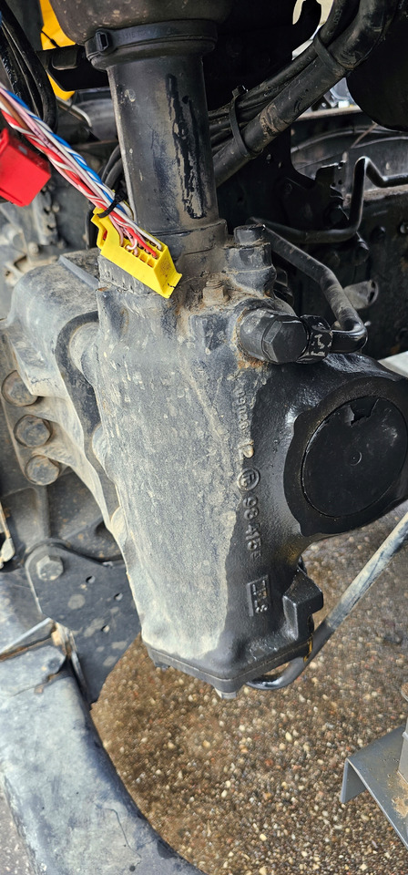 MAN MAN TGX / TGS EURO6 emission steering column, steering gear, driving shaft, driving control mechanism 81462006535, 81462009416, 81462009357, 81462009535, 81462006582, 81462006541, 81462009541, 8146200 - Pièces de rechange pour Camion: photos 1 MAN MAN TGX / TGS EURO6 emission steering column, steering gear, driving shaft, driving control mechanism 81462006535, 81462009416, 81462009357, 81462009535, 81462006582, 81462006541, 81462009541, 8146200 - Pièces de rechange pour Camion: photos 1