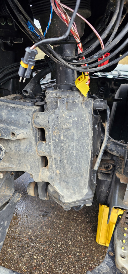 MAN MAN TGX / TGS EURO6 emission steering column, steering gear, driving shaft, driving control mechanism 81462006535, 81462009416, 81462009357, 81462009535, 81462006582, 81462006541, 81462009541, 8146200 - Pièces de rechange pour Camion: photos 2 MAN MAN TGX / TGS EURO6 emission steering column, steering gear, driving shaft, driving control mechanism 81462006535, 81462009416, 81462009357, 81462009535, 81462006582, 81462006541, 81462009541, 8146200 - Pièces de rechange pour Camion: photos 2