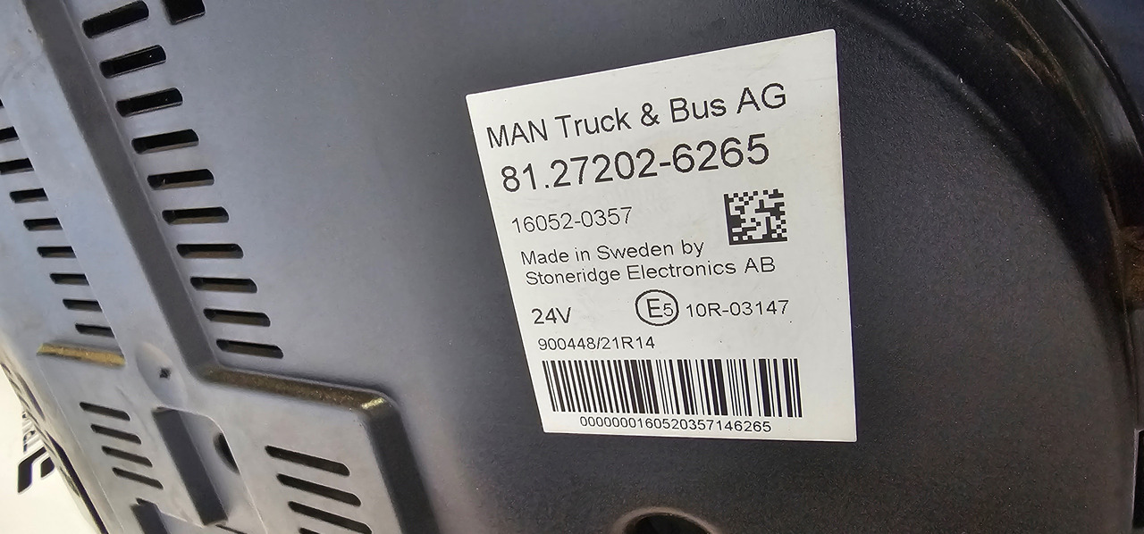 MAN MAN TGX / TGS EURO6 instrument panel, dashboard, information panel, instrument cluster 81272026265, 81258077136, 81272026268, 81258077149, 81258077142, 81272026252, 81272026254, 81258077138, 812720262 - Pièces de rechange pour Camion: photos 3 MAN MAN TGX / TGS EURO6 instrument panel, dashboard, information panel, instrument cluster 81272026265, 81258077136, 81272026268, 81258077149, 81258077142, 81272026252, 81272026254, 81258077138, 812720262 - Pièces de rechange pour Camion: photos 3