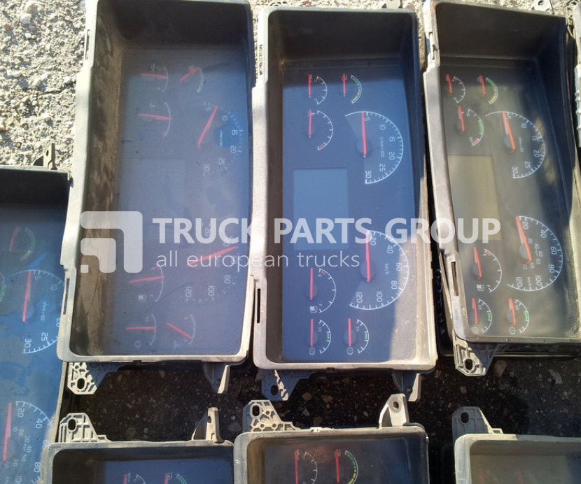 VOLVO FH13, FH12, EURO 3, EURO 4, EURO 5 instrument panel, dashboard, dashboard - Panel de instrumentos pour Camion: photos 3 VOLVO FH13, FH12, EURO 3, EURO 4, EURO 5 instrument panel, dashboard, dashboard - Panel de instrumentos pour Camion: photos 3