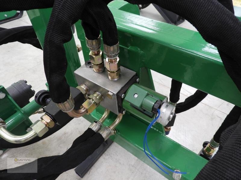 Geo BJ150 Heckenschere 150cm Frontlader Euro Aufnahme Radlader - Broyeur/ Épareuse: photos 3 Geo BJ150 Heckenschere 150cm Frontlader Euro Aufnahme Radlader - Broyeur/ Épareuse: photos 3