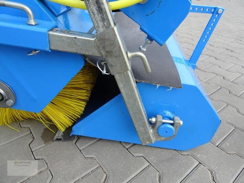 Vemac Kehrmaschine 150 180 230 250 280 Kehrbürste Kehrbesen Traktor NEU - Brosse: photos 5 Vemac Kehrmaschine 150 180 230 250 280 Kehrbürste Kehrbesen Traktor NEU - Brosse: photos 5
