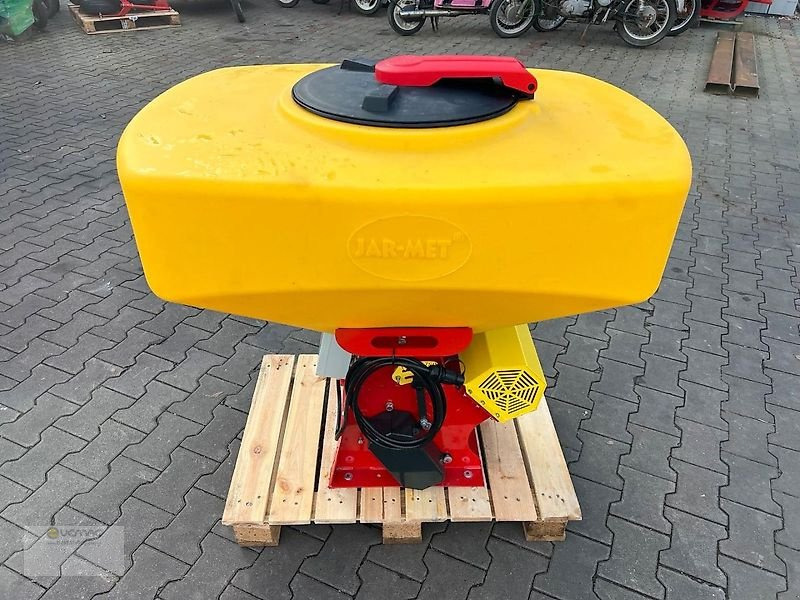 Vemac Pneumatikstreuer RP250 Jarmet 250 Liter Streuer Pneumatik NEU - Distributeur d'engrais: photos 2 Vemac Pneumatikstreuer RP250 Jarmet 250 Liter Streuer Pneumatik NEU - Distributeur d'engrais: photos 2