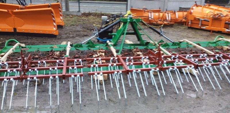 Vemac Wiesenschleppe Wiesenstriegel Striegel 6m hydraulisch NEU - Herse à chaîne: photos 2 Vemac Wiesenschleppe Wiesenstriegel Striegel 6m hydraulisch NEU - Herse à chaîne: photos 2