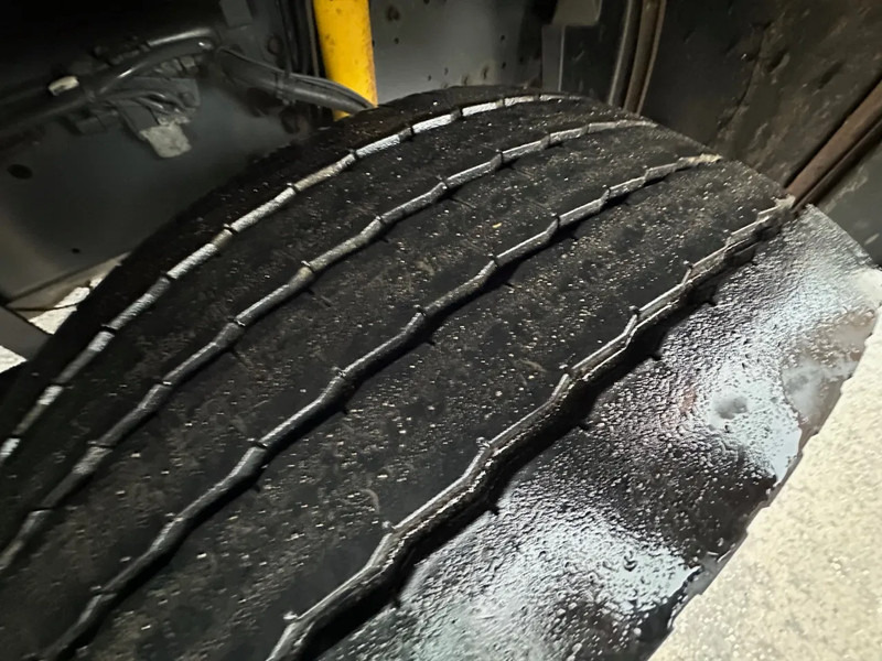 DAF CF 75 / NL TRUCK / EURO 4 / MACHINE TRANSPORT / - Camion porte-voitures: photos 5 DAF CF 75 / NL TRUCK / EURO 4 / MACHINE TRANSPORT / - Camion porte-voitures: photos 5