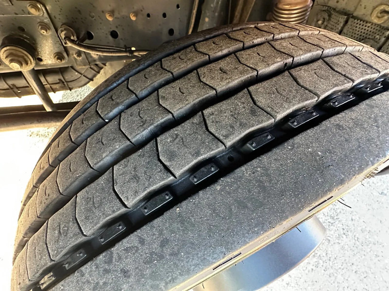Iveco EuroCargo 80 -160L / EURO 6 / WINCH / ALU RAMPS - Camion porte-voitures: photos 5 Iveco EuroCargo 80 -160L / EURO 6 / WINCH / ALU RAMPS - Camion porte-voitures: photos 5