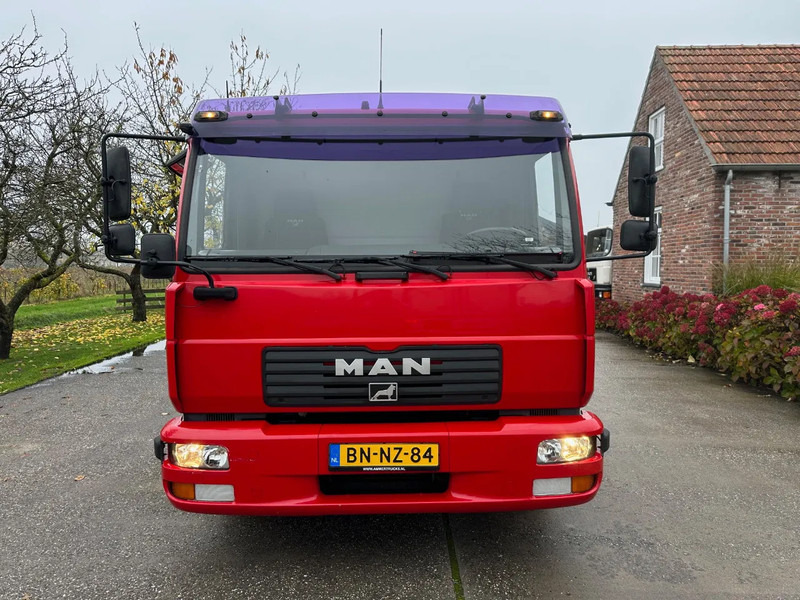 MAN L20 / NL TRUCK / EURO3 / 111.000km / EL. WINCH / 7,5t / SUPER CONDITION!! - Camion porte-voitures: photos 2 MAN L20 / NL TRUCK / EURO3 / 111.000km / EL. WINCH / 7,5t / SUPER CONDITION!! - Camion porte-voitures: photos 2