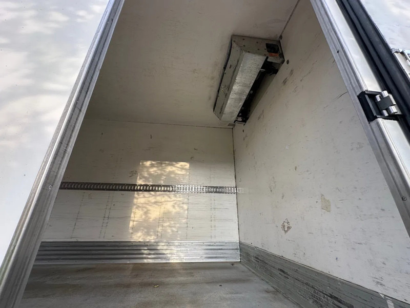 MAN TGM 18.280 / NL TRUCK / EURO 4 / CLIMA / DOORS+LIFT+SIDE DOOR / CARRIER FRIGO (print broken!) - crédit-bail MAN TGM 18.280 / NL TRUCK / EURO 4 / CLIMA / DOORS+LIFT+SIDE DOOR / CARRIER FRIGO (print broken!): photos 17 MAN TGM 18.280 / NL TRUCK / EURO 4 / CLIMA / DOORS+LIFT+SIDE DOOR / CARRIER FRIGO (print broken!) - crédit-bail MAN TGM 18.280 / NL TRUCK / EURO 4 / CLIMA / DOORS+LIFT+SIDE DOOR / CARRIER FRIGO (print broken!): photos 17