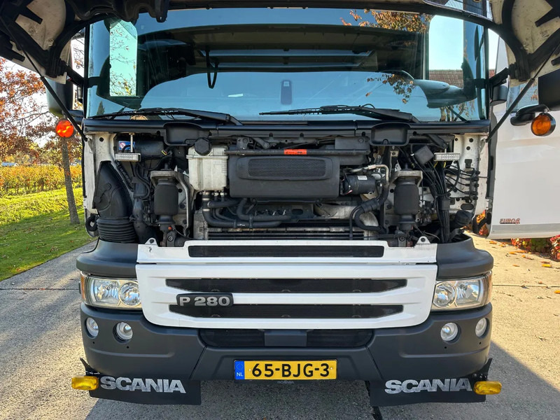 Scania P280 / NL TRUCK / EURO 6 / FULL AIR / CARRIER SUPRA 1250 / TOPCONDITION / LIFT+DOORS - Camion frigorifique: photos 3 Scania P280 / NL TRUCK / EURO 6 / FULL AIR / CARRIER SUPRA 1250 / TOPCONDITION / LIFT+DOORS - Camion frigorifique: photos 3