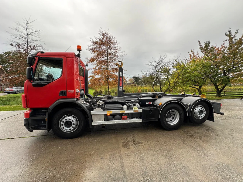 Camion ampliroll Volvo FE 320 / NL TRUCK / EURO 5 / HIAB MULTILIFT XR 21T / LIKE NEW!! / LOW KM!! / LIFT+STEER AXLE: photos 9 Camion ampliroll Volvo FE 320 / NL TRUCK / EURO 5 / HIAB MULTILIFT XR 21T / LIKE NEW!! / LOW KM!! / LIFT+STEER AXLE: photos 9