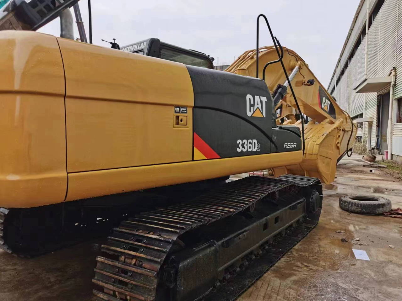 CATERPILLAR CAT336D2 - Pelle sur chenille: photos 3 CATERPILLAR CAT336D2 - Pelle sur chenille: photos 3