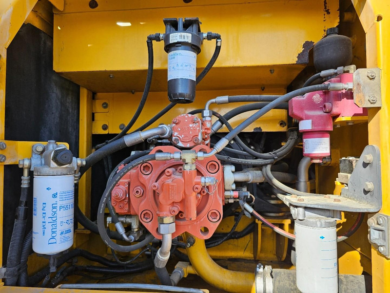 Pelle sur chenille LIUGONG 925E: photos 14