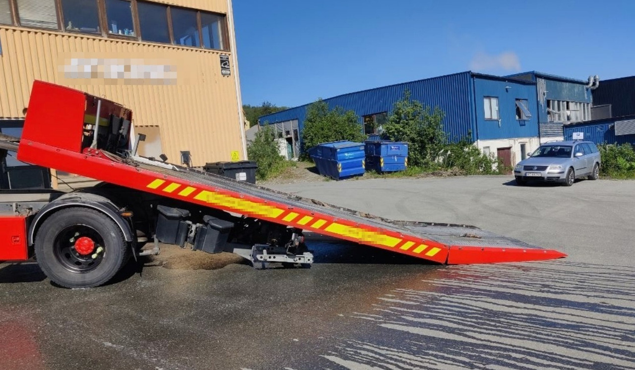 DAF LF 320 - Remorqueuse: photos 4 DAF LF 320 - Remorqueuse: photos 4