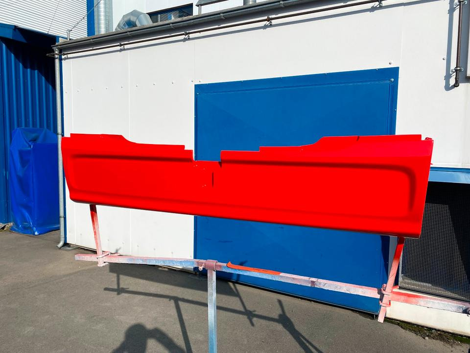 MAN Lions City A21 Heckstoßstange mit AHK Ausschnitt Lackiert UNI-Wunschfarbton OE 88732035011 / 88.73203-5011 *INKL.19% MWST* - Pare-chocs pour Bus: photos 1 MAN Lions City A21 Heckstoßstange mit AHK Ausschnitt Lackiert UNI-Wunschfarbton OE 88732035011 / 88.73203-5011 *INKL.19% MWST* - Pare-chocs pour Bus: photos 1