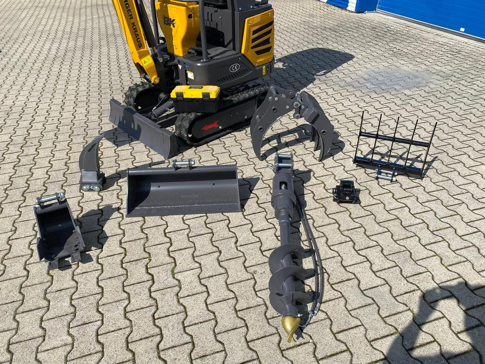 Minibagger BK1250JSR inkl. kleinem Zubehörpaket *INKL.19% MWST*BERGER KRAUS*KUBOTA* VERSTELLFAHRWERK*SOFORT!* - Mini pelle: photos 2 Minibagger BK1250JSR inkl. kleinem Zubehörpaket *INKL.19% MWST*BERGER KRAUS*KUBOTA* VERSTELLFAHRWERK*SOFORT!* - Mini pelle: photos 2