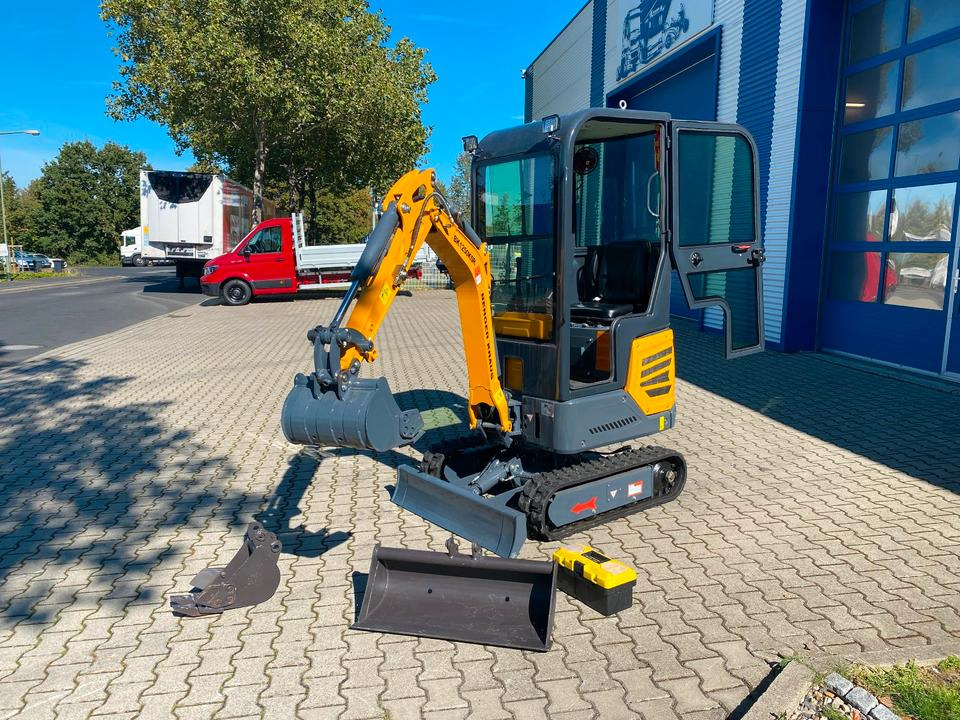 Mini pelle Minibagger BK1250KSR inkl. Schaufelpaket *INKL.19% MWST*KUBOTA*SCHWENKARM*VERSTELLFAHRW*SOFORT!*: photos 14 Mini pelle Minibagger BK1250KSR inkl. Schaufelpaket *INKL.19% MWST*KUBOTA*SCHWENKARM*VERSTELLFAHRW*SOFORT!*: photos 14