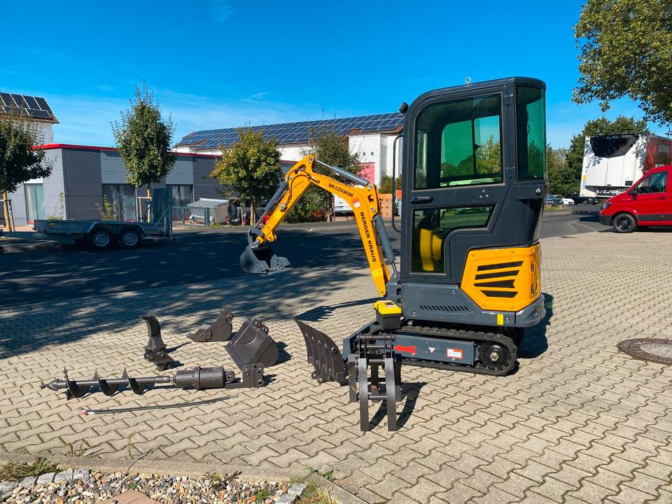 Minibagger BK1250KSR inkl. Zubehörpaket Klein *INKL.19% MWST*KUBOTA*SCHWENKARM*VERSTELLFAHRW*SOFORT!* - Mini pelle: photos 3 Minibagger BK1250KSR inkl. Zubehörpaket Klein *INKL.19% MWST*KUBOTA*SCHWENKARM*VERSTELLFAHRW*SOFORT!* - Mini pelle: photos 3