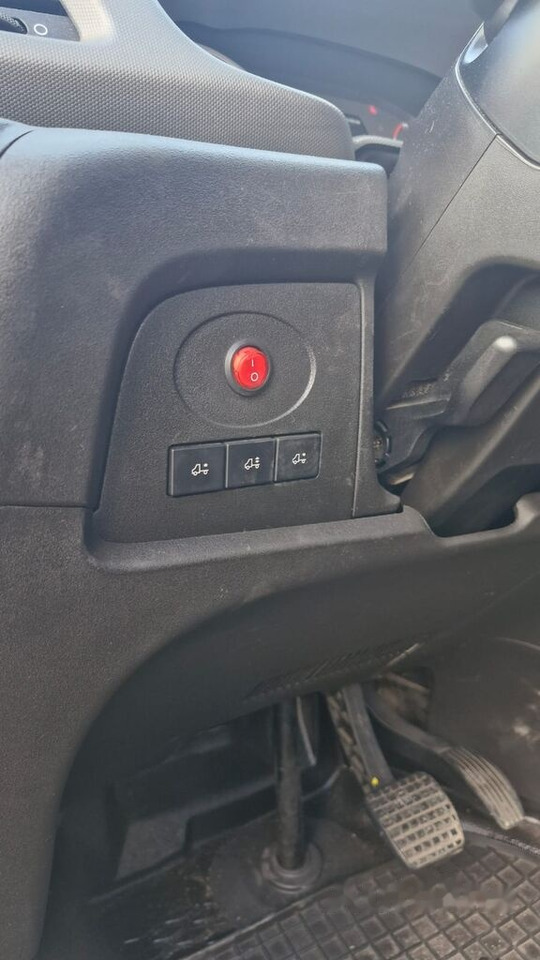 Remorqueuse IVECO Daily 35s18 / HIMATIC / euro6 / 35.000 euro NETTO: photos 11