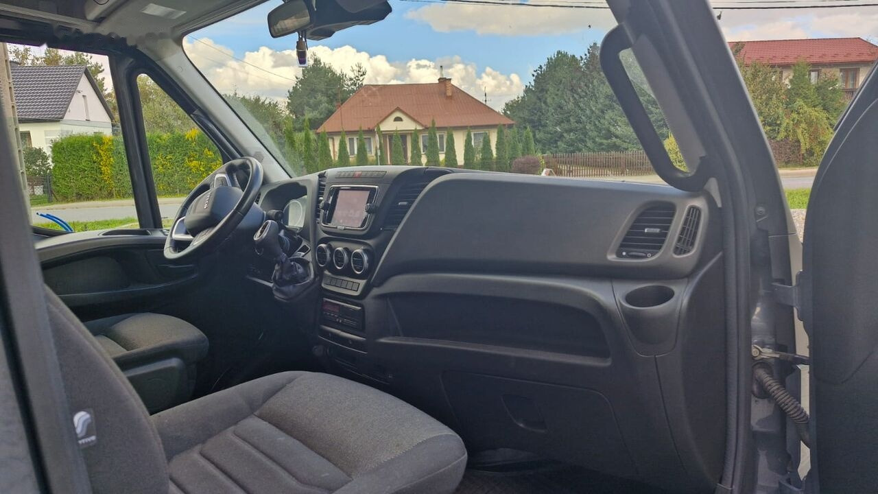 Remorqueuse IVECO Daily 35s18 / HIMATIC / euro6 / 35.000 euro NETTO: photos 10