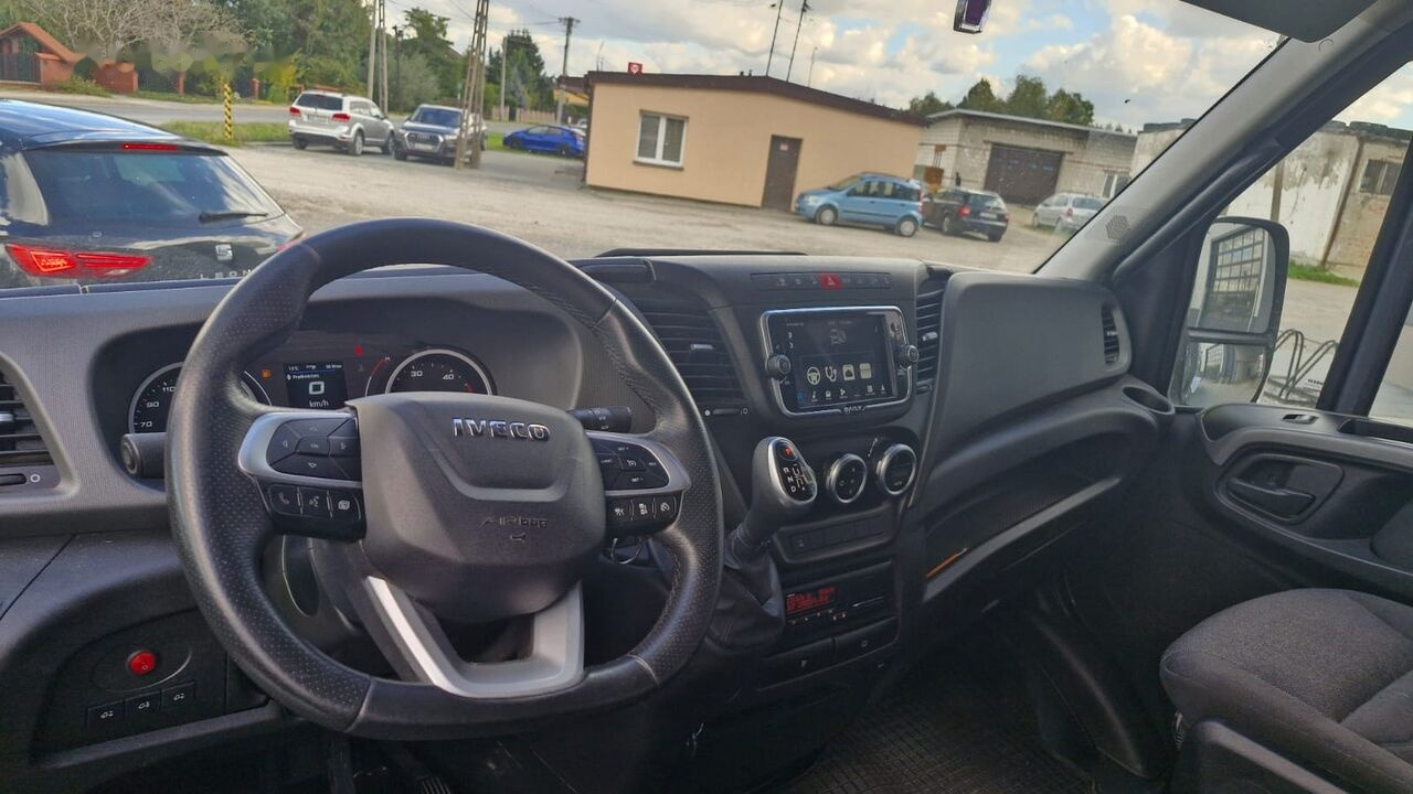 Remorqueuse IVECO Daily 35s18 / HIMATIC / euro6 / 35.000 euro NETTO: photos 12