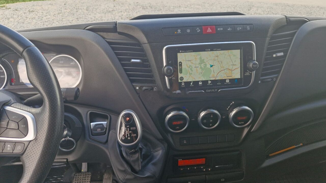 Remorqueuse IVECO Daily 35s18 / HIMATIC / euro6 / 35.000 euro NETTO: photos 14