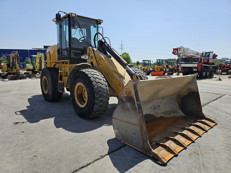 Chargeuse sur pneus CATERPILLAR 930G: photos 6