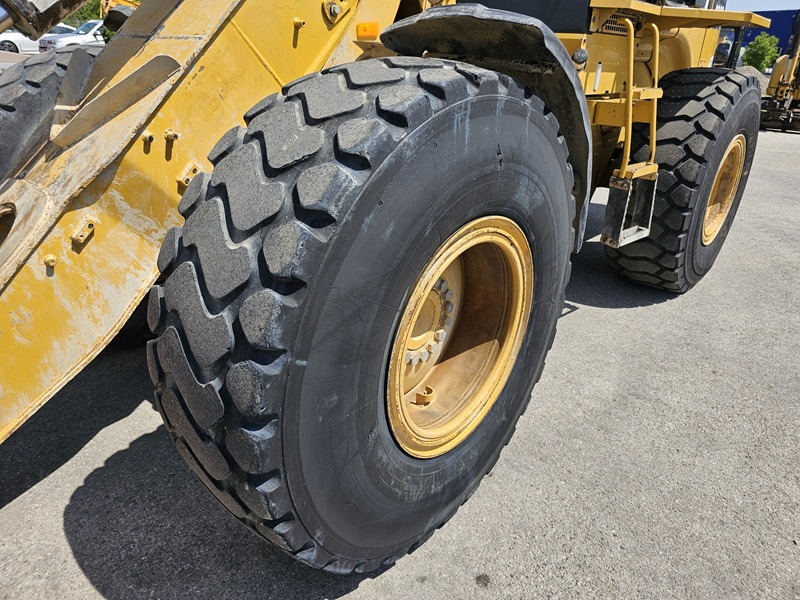 Chargeuse sur pneus CATERPILLAR 930G: photos 19