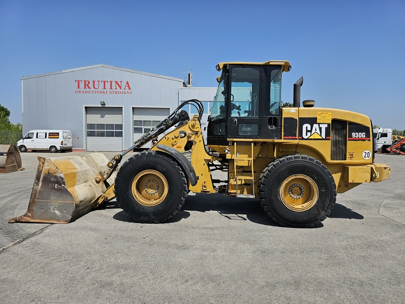 CATERPILLAR 930G - Chargeuse sur pneus: photos 2 CATERPILLAR 930G - Chargeuse sur pneus: photos 2