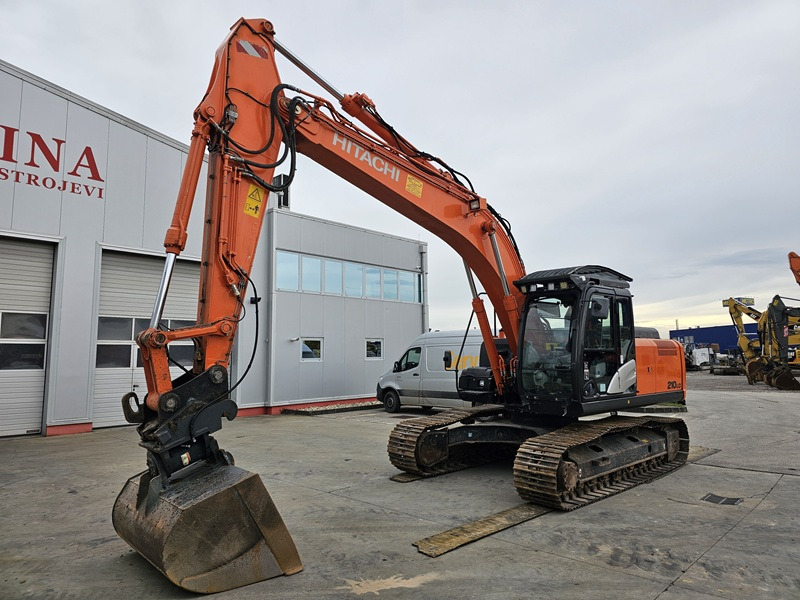 HITACHI ZX210LC-5B - crédit-bail HITACHI ZX210LC-5B: photos 6