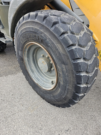 Chargeuse sur pneus LIEBHERR L514: photos 20 Chargeuse sur pneus LIEBHERR L514: photos 20