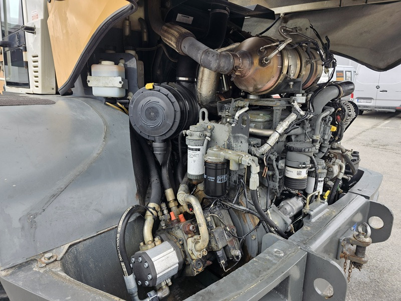 Chargeuse sur pneus LIEBHERR L514: photos 18 Chargeuse sur pneus LIEBHERR L514: photos 18