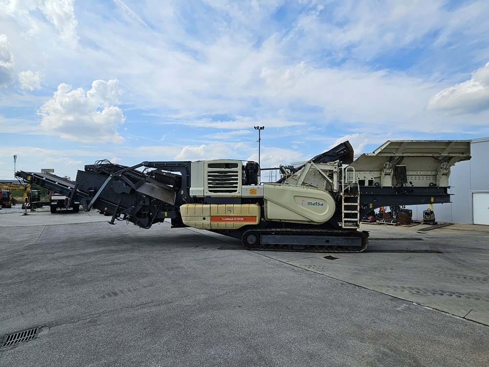 METSO LT1213S - Concasseur à percussion: photos 1 METSO LT1213S - Concasseur à percussion: photos 1