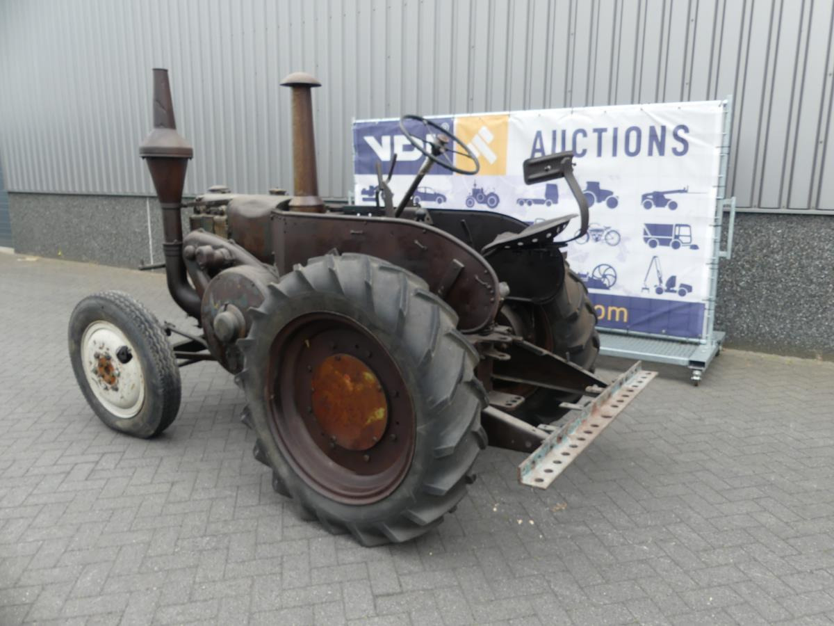 Tracteur agricole Lanz-Bulldog 20: photos 34