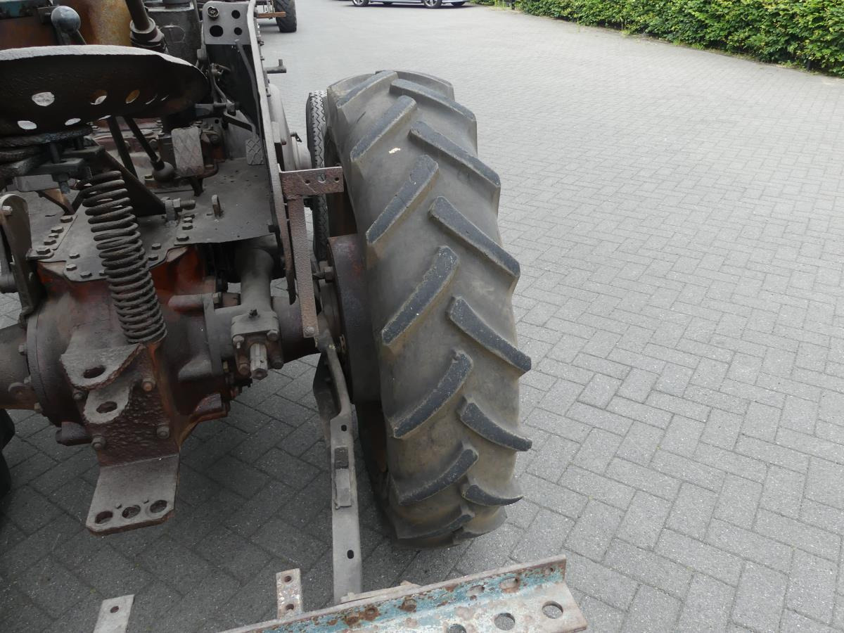 Tracteur agricole Lanz-Bulldog 20: photos 9