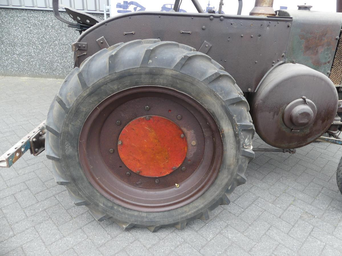 Tracteur agricole Lanz-Bulldog 20: photos 15