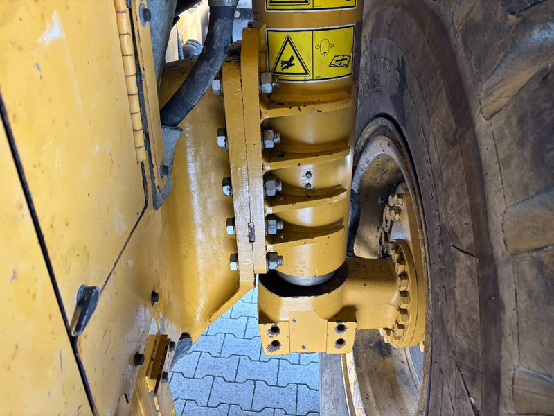 Tombereau rigide Cat 772G: photos 7