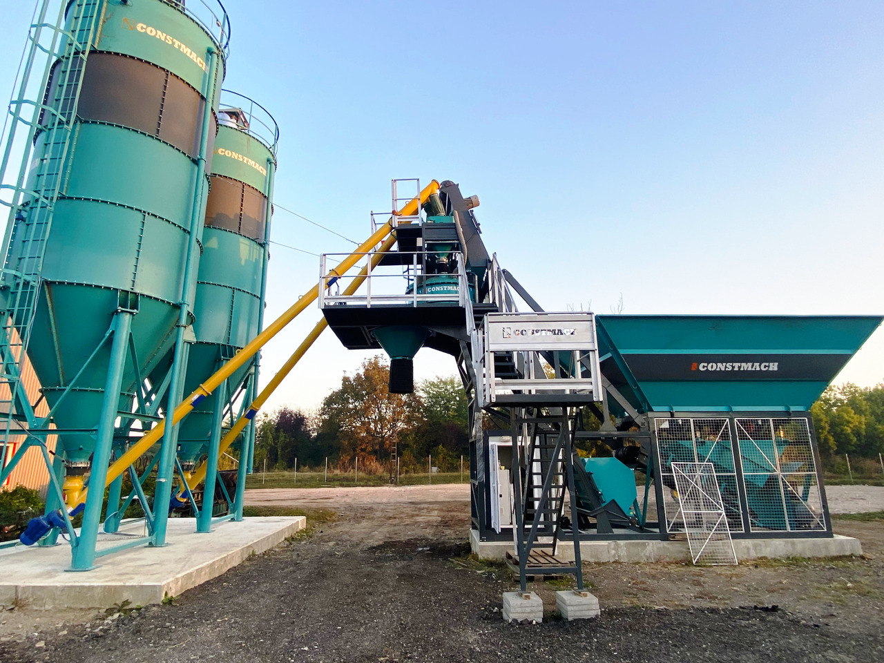 Constmach 30 m³/h Compact Concrete Batching Plant - Centrale à béton: photos 1 Constmach 30 m³/h Compact Concrete Batching Plant - Centrale à béton: photos 1