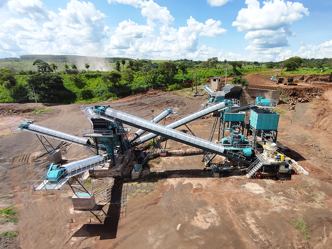 Constmach Stationäre Steinbrech- und Siebanlage 50 bis 1.000 t/h - Concasseur: photos 3 Constmach Stationäre Steinbrech- und Siebanlage 50 bis 1.000 t/h - Concasseur: photos 3